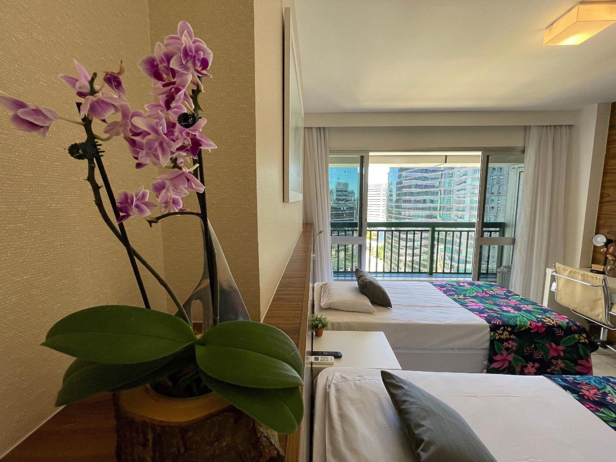 Apartamento V1114 Flat Com Wi-fi Exclusivo, Academia E Piscinas *
