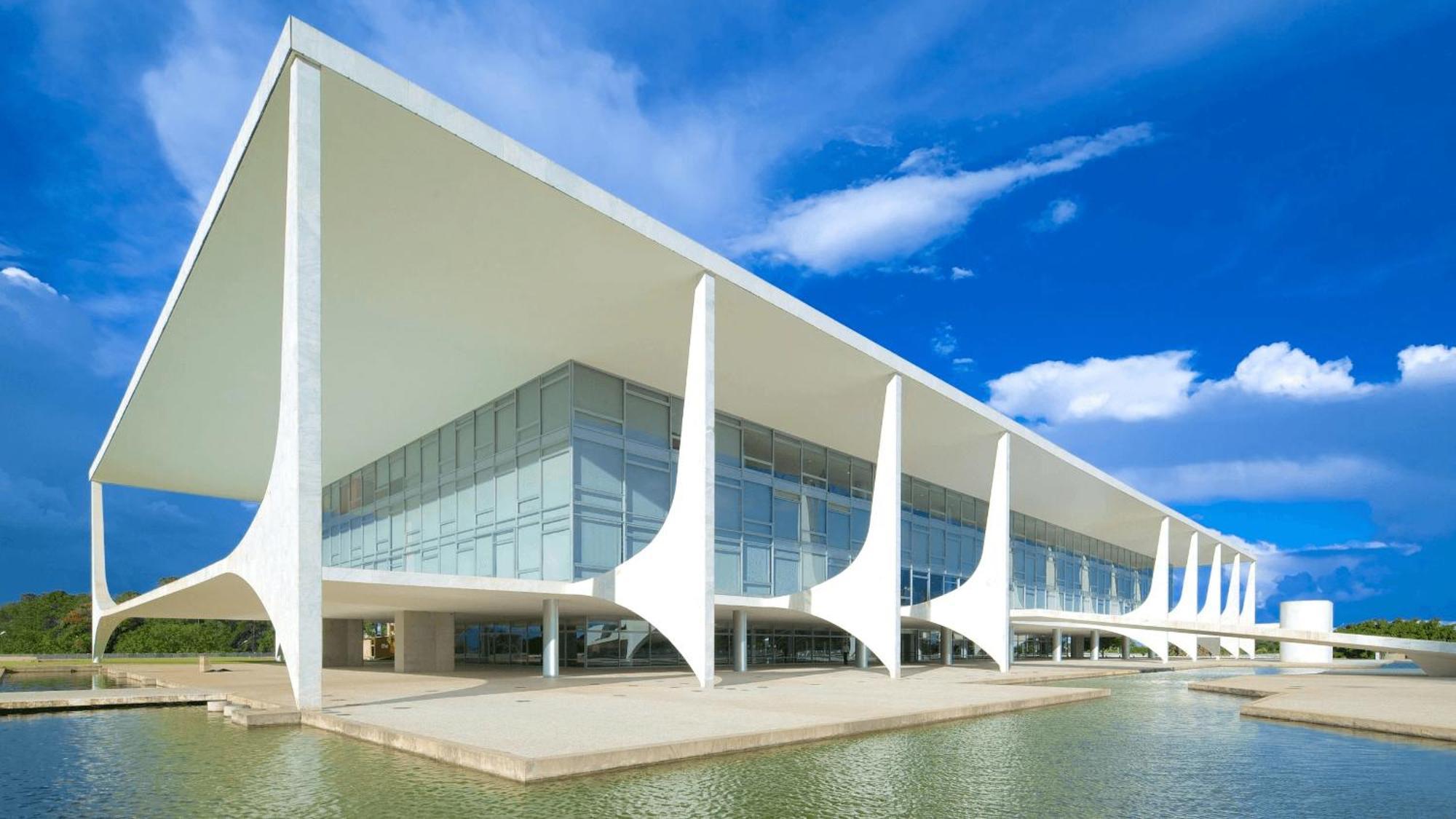 V1114 Flat Com Wi-fi Exclusivo, Academia E Piscinas *
